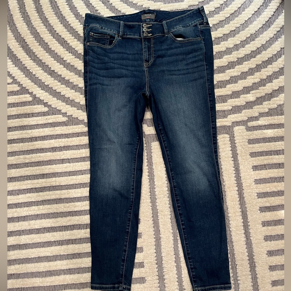 Torrid bombshell jegging jeans